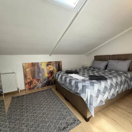 Unique House With Sea View In Cihangir Center *